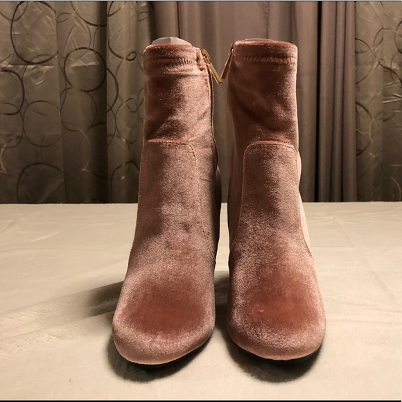 Mauve Velvet Booties - Picture 4 of 7